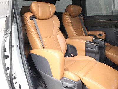 صورة مصغرة 13 لـ 2024 Toyota VELLFIRE