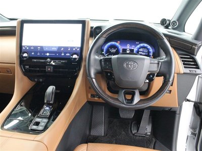 صورة مصغرة 40 لـ 2024 Toyota VELLFIRE