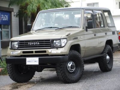 TOYOTA LAND CRUISER PRADO