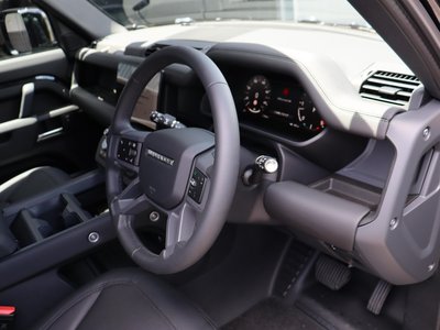 صورة مصغرة 100 لـ 2025 LAND Rover DEFENDER
