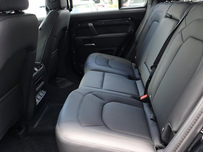 صورة مصغرة 39 لـ 2025 LAND Rover DEFENDER