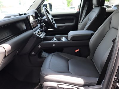 صورة مصغرة 37 لـ 2025 LAND Rover DEFENDER