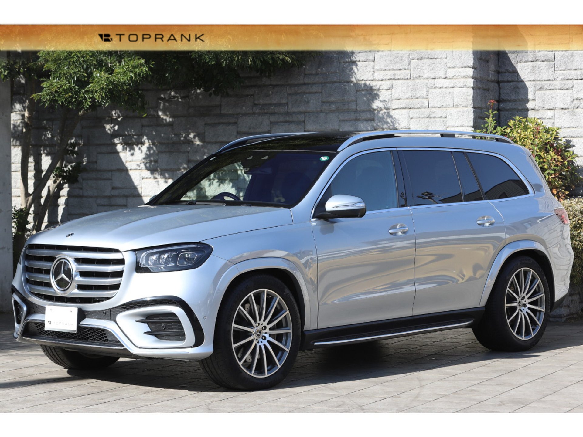 MERCEDES-BENZ GLS - View 1