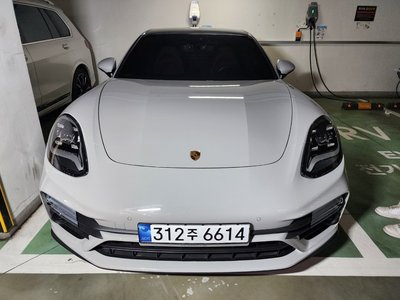 PORSCHE PANAMERA - 2