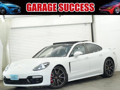 PORSCHE PANAMERA - 1
