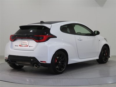 TOYOTA GR YARIS - 4