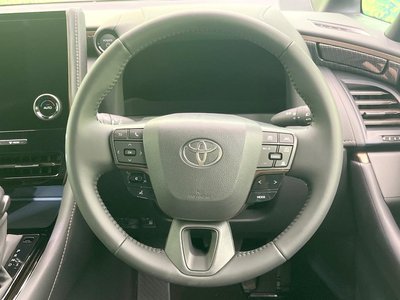 2026 Toyota ALPHARD — миниатюра 11