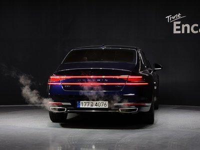 2022 Genesis G90 (RS4) photo 4