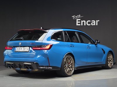 2025 BMW M3 photo 4
