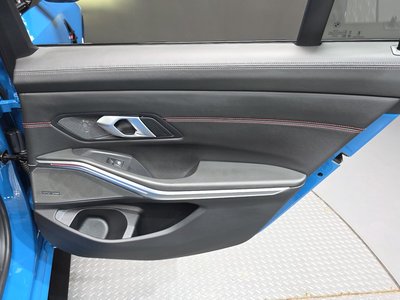 2025 BMW M3 缩略图 15