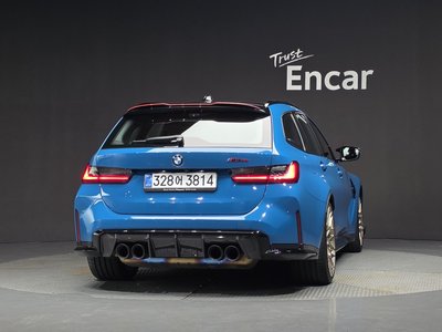 2025 BMW M3 photo 3