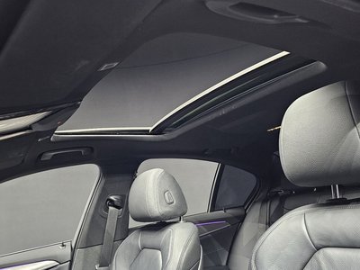 صورة مصغرة 19 لـ 2018 BMW 5 SERIES