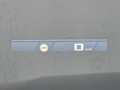 2023 BMW M3 — миниатюра 23