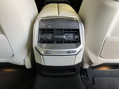 2025 BMW 7 SERIES — миниатюра 43