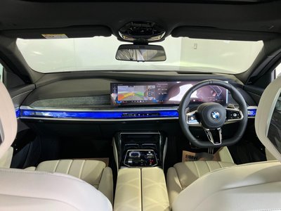 صورة 4 لـ 2025 BMW 7 SERIES