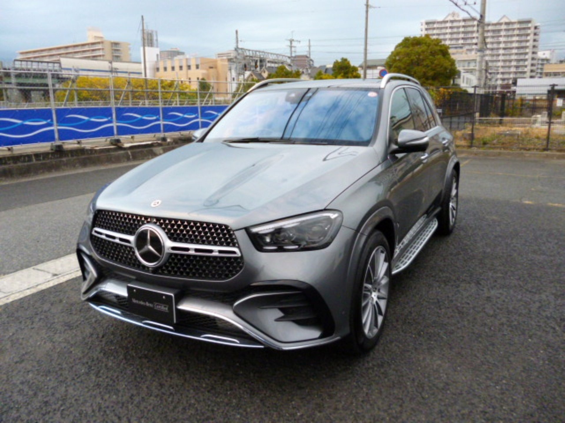 MERCEDES-BENZ GLE - View 1