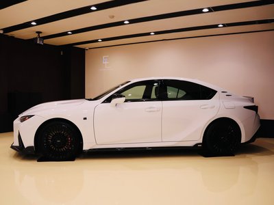 LEXUS IS - 5