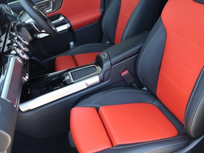2024 Mercedes-BENZ GLB 缩略图 30