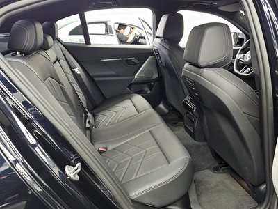 2024 BMW 5 SERIES 缩略图 18