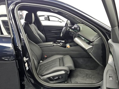 2024 BMW 5 SERIES 缩略图 17