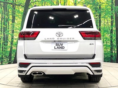 صورة مصغرة 17 لـ 2024 Toyota LAND CRUISER 300