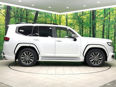 صورة مصغرة 66 لـ 2024 Toyota LAND CRUISER 300
