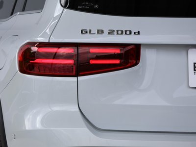 MERCEDES-BENZ GLB - 9