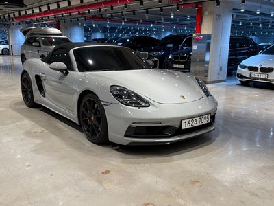 PORSCHE 718 - 2