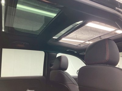 MERCEDES-BENZ GLB - 2