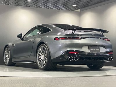 MERCEDES-BENZ GT AMG - 10