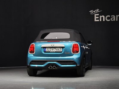 MINI CONVERTIBLE - 4