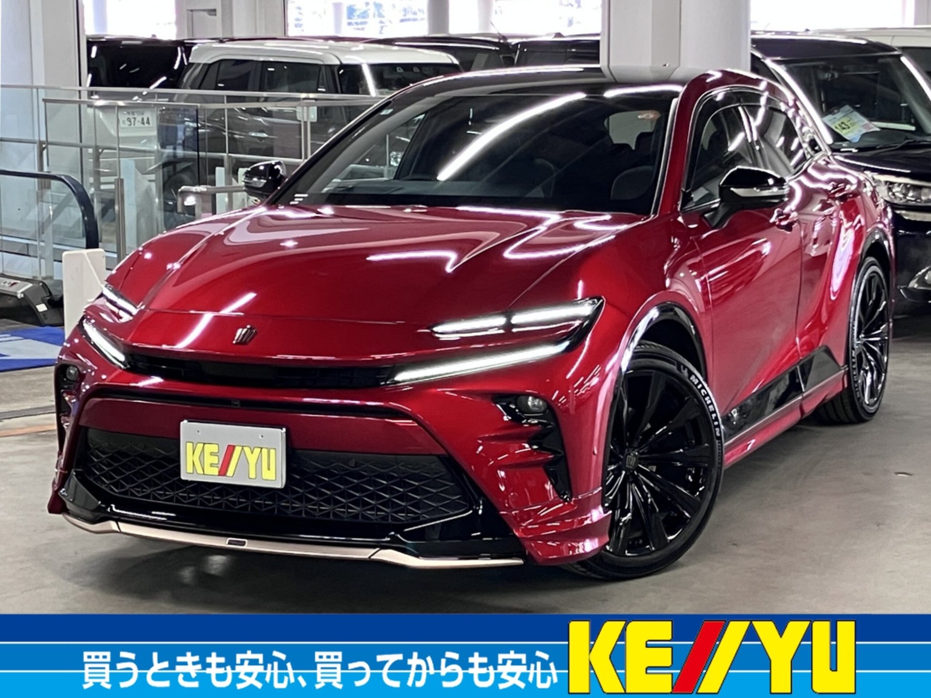 TOYOTA CROWN SPORT - View 1