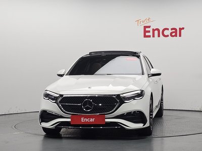 MERCEDES-BENZ E-CLASS - 2