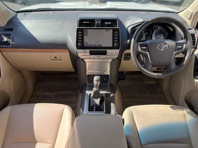 TOYOTA LAND CRUISER PRADO - 2