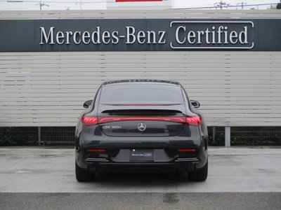 MERCEDES-BENZ EQE - 8