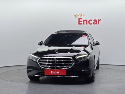 MERCEDES-BENZ E-CLASS - 2