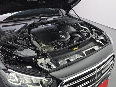 MERCEDES-BENZ E-CLASS - 7