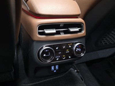 2021 Genesis GV70 缩略图 18