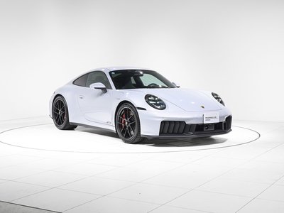 2026 Porsche 911 photo 4