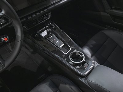 صورة مصغرة 13 لـ 2026 Porsche 911