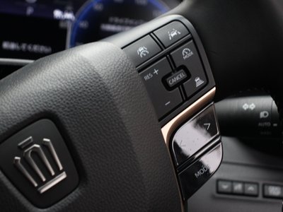 TOYOTA CROWN SPORT - 6