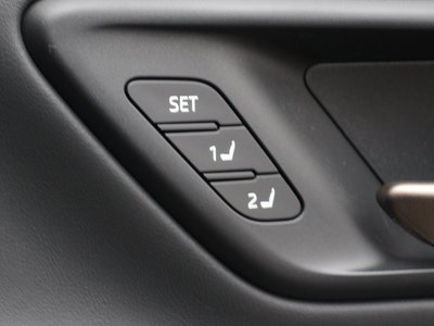 TOYOTA CROWN SPORT - 10