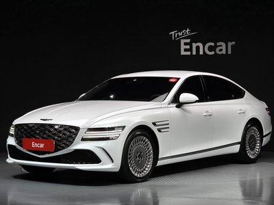 صورة 1 لـ 2025 Genesis G80