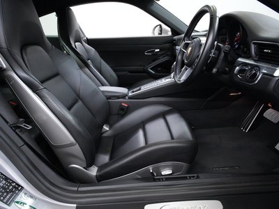 2018 Porsche 911 — миниатюра 14