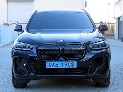 BMW IX3 - 4