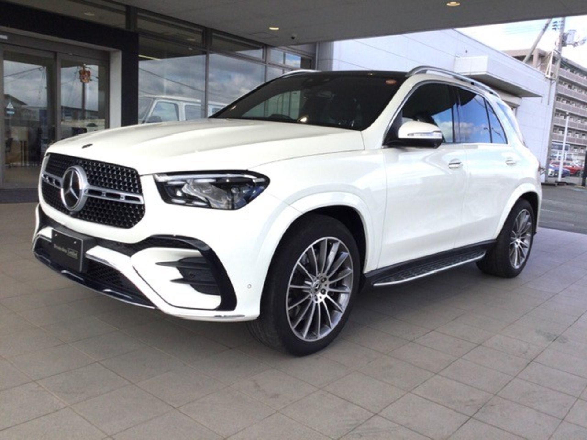 MERCEDES-BENZ GLE - View 1
