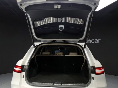2021 Genesis GV70 — миниатюра 20