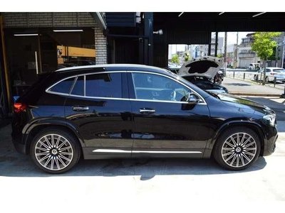 MERCEDES-BENZ GLA - 8