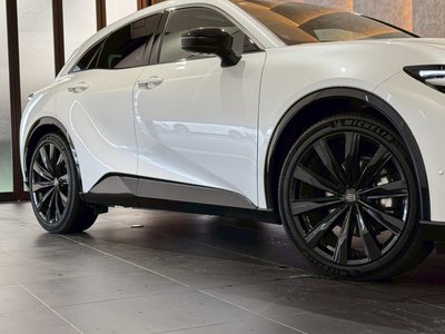 TOYOTA CROWN SPORT - 9