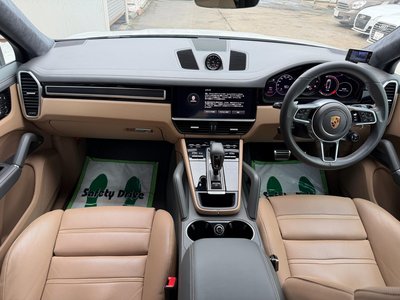 PORSCHE CAYENNE - 3